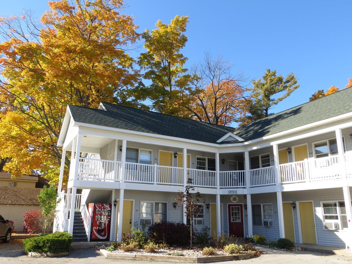 Empire Lakeshore Inn Exterior foto